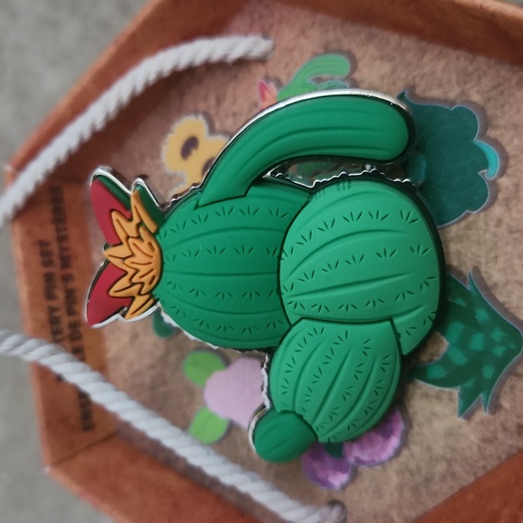 Disney Other - Disney Garden Mystery Pin 2024 - Goofy
